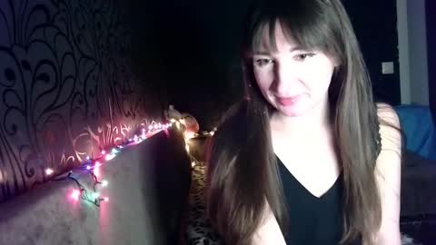 Snapshot of birdie_kiss chatting on 02.16.26 birdie_kiss online show from 02.16.26