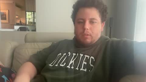 Snapshot of bisexualchubbyboy chatting on 02.09.25 james online show from 02.09.25