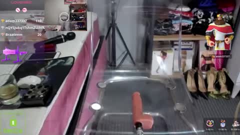 Snapshot of bisexyeliz35 chatting on 01.24.25 bisex woman online show from 01.24.25