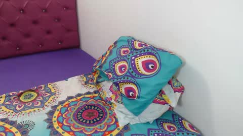 I am everything. Your highness queen  goddess mistress god daddy mommy boss master.  you will address me as such online show from 01.10.25