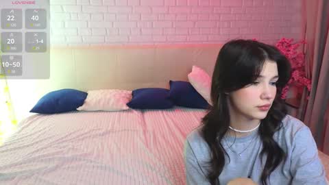 Snapshot of bjliki chatting on 01.24.25 Julia online show from 01.24.25