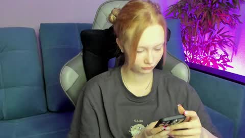 Snapshot of bjliki chatting on 01.28.25 Julia online show from 01.28.25