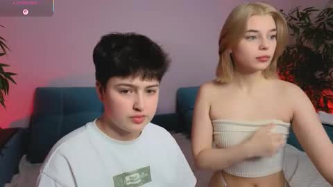 Snapshot of bjliki chatting on 10.18.25 Julia online show from 10.18.25