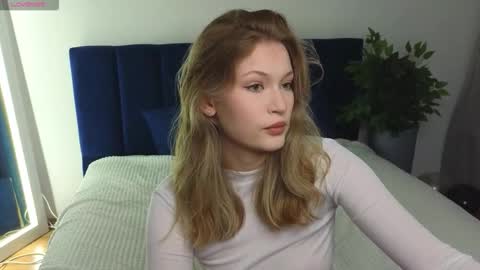 Snapshot of bjliki chatting on 10.31.25 Julia online show from 10.31.25