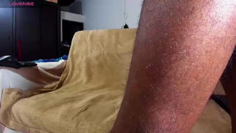 Snapshot of black_diamond_t chatting on 10.09.25 Black Diamond online show from 10.09.25