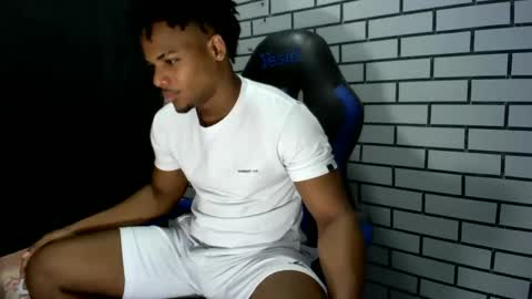 Snapshot of black_dicck chatting on 02.07.26 tu morenito online show from 02.07.26