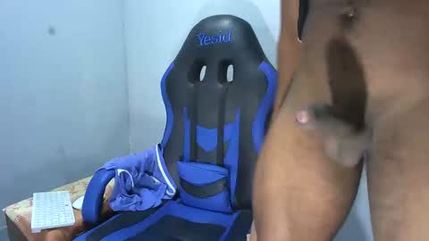 Snapshot of black_dicck chatting on 04.30.26 tu morenito online show from 04.30.26