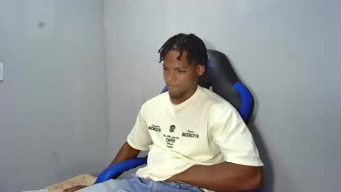 Snapshot of black_dicck chatting on 05.05.26 tu morenito online show from 05.05.26