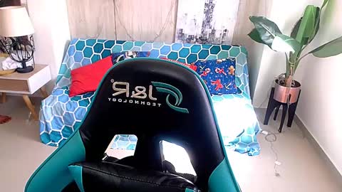 Black online show from 12.03.24