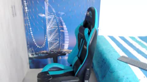 Black online show from 01.03.25