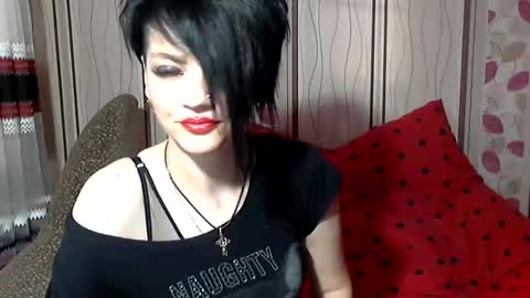 black_hot_01 online show from 12.13.24