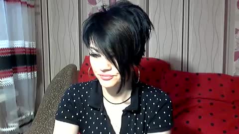 black_hot_01 online show from 02.07.25