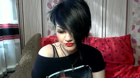 black_hot_01 online show from 02.26.25