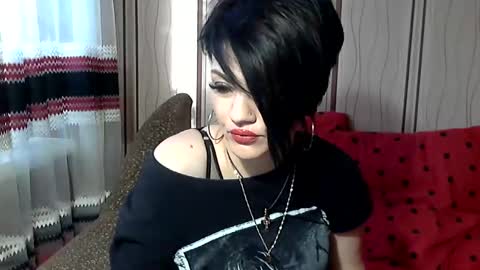 black_hot_01 online show from 02.28.25