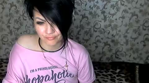 Snapshot of black_hot_01 chatting on 09.28.25 black_hot_01 online show from 09.28.25