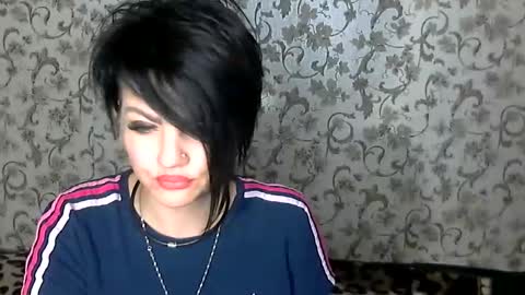 Snapshot of black_hot_01 chatting on 10.02.25 black_hot_01 online show from 10.02.25