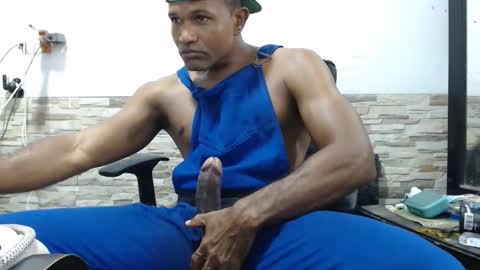 black_latino6 online show from 11.04.25