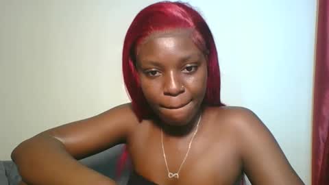 Snapshot of black_mellanin01 chatting on 10.22.25 black_mellanin01 online show from 10.22.25