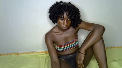 black_queeni online show from 11.18.25