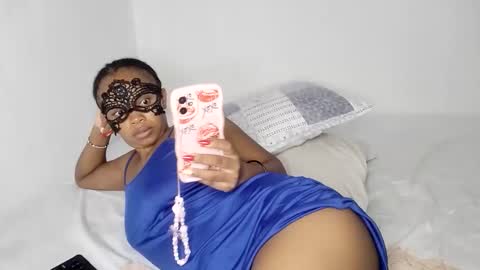 Black rossy online show from 12.01.25