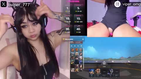 Snapshot of black_viperr chatting on 10.04.25 Mel online show from 10.04.25