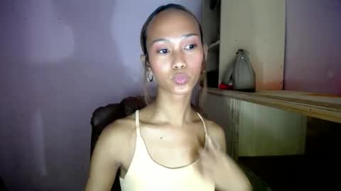 Snapshot of blackbarbiechantalxvx chatting on 10.23.25 blackbarbiechantalxvx online show from 10.23.25