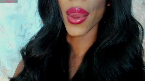 Snapshot of blackbeauty_ts chatting on 02.02.25 Nina online show from 02.02.25