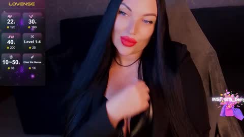 Snapshot of blackberry_star chatting on 10.04.25 blackberry_star online show from 10.04.25