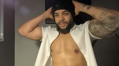 Snapshot of blackmacauly chatting on 10.28.25 Macauly online show from 10.28.25