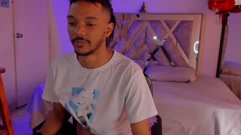 Snapshot of blackmaster_4u chatting on 12.22.24 Angel James online show from 12.22.24