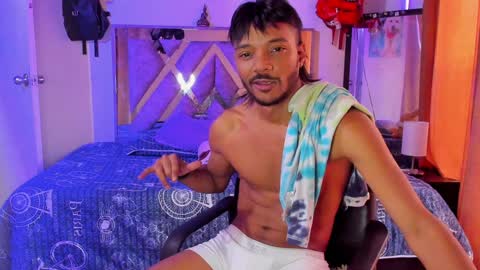 Snapshot of blackmaster_4u chatting on 12.31.24 Angel James online show from 12.31.24