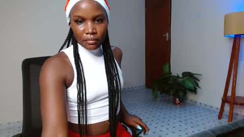 Smiley sylivia online show from 12.15.24