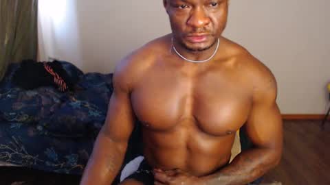 Snapshot of blackmusclegym chatting on 02.08.25 blackmusclegym online show from 02.08.25