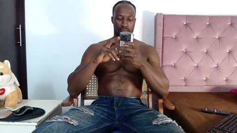 Twtter 1MikeBeckford            Onlyfns beckfordmike online show from 12.25.24