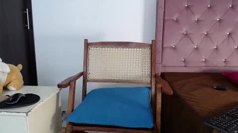 Twtter 1MikeBeckford            Onlyfns beckfordmike online show from 12.25.24