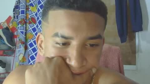 JeinsBlack online show from 03.08.25