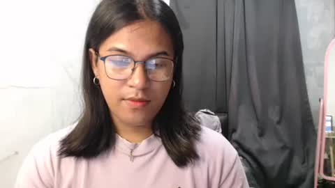 Snapshot of blackpinayts chatting on 10.22.25 Ellez online show from 10.22.25