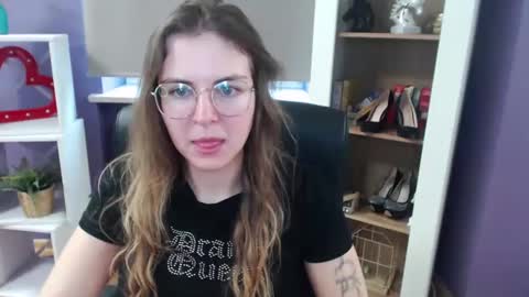 Z O E Y online show from 03.03.25