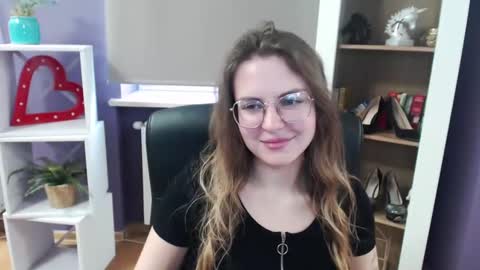 Z O E Y online show from 03.07.25