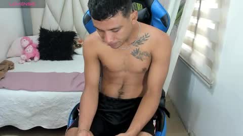 Snapshot of blacksex_boy chatting on 12.27.24 Marlon online show from 12.27.24