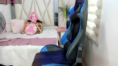 Snapshot of blacksex_boy chatting on 01.19.25 Marlon online show from 01.19.25