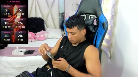 Snapshot of blacksex_boy chatting on 02.03.25 Marlon online show from 02.03.25