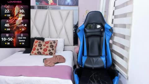 Snapshot of blacksex_boy chatting on 02.18.25 Marlon online show from 02.18.25