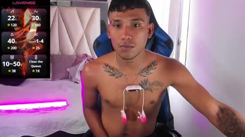 Snapshot of blacksex_boy chatting on 03.05.25 Marlon online show from 03.05.25