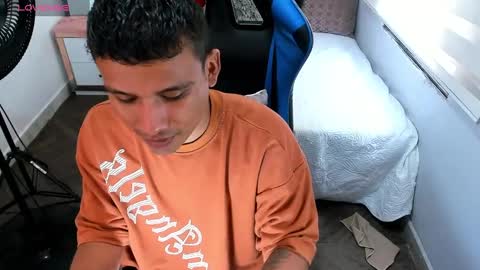 Snapshot of blacksex_boy chatting on 09.08.25 Marlon online show from 09.08.25