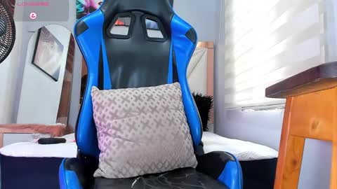 Snapshot of blacksex_boy chatting on 10.10.25 Marlon online show from 10.10.25