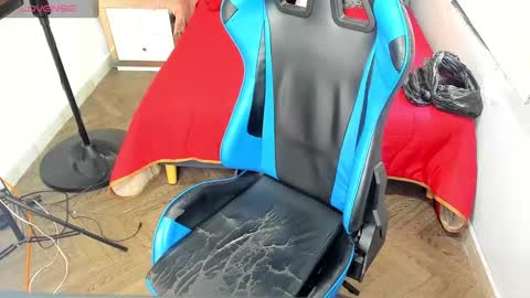 Snapshot of blacksex_boy chatting on 11.01.25 Marlon online show from 11.01.25