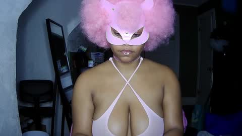 Snapshot of blacksirenqueen chatting on 12.15.24 Queen Siren online show from 12.15.24