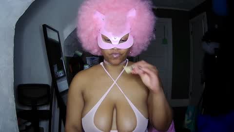 Snapshot of blacksirenqueen chatting on 12.15.24 Queen Siren online show from 12.15.24