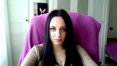 Ivy online show from 01.14.25